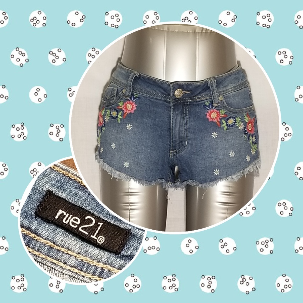 Embroidered Jean Shorts 5/6 30" Waist
